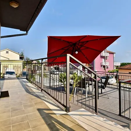 With Spacious Terrace / 2 Bedrooms * Pula