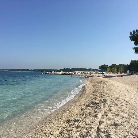 With Spacious Terrace / 2 Bedrooms Pula